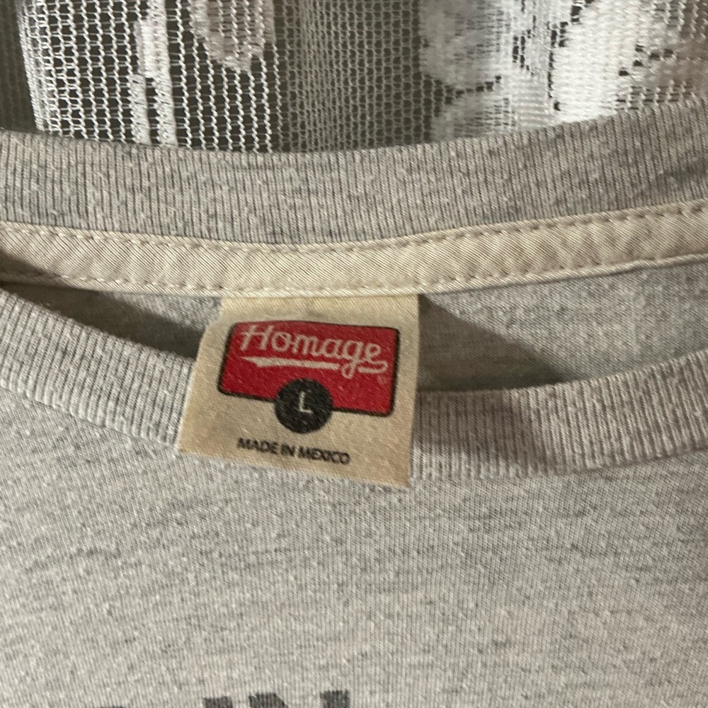 HOMAGE Light Gray Graphic Tee size large - Picture 3 of 4